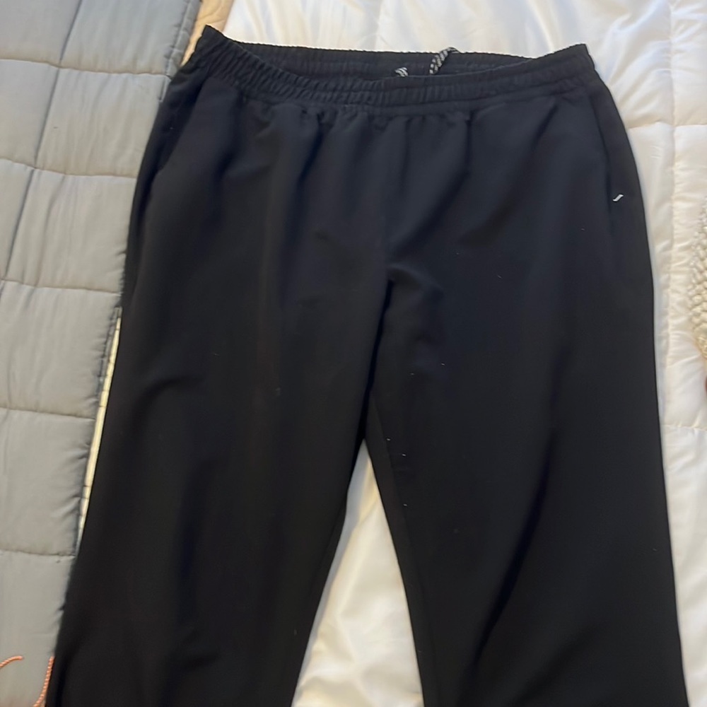 Women’s black jaanuu scrub pants
